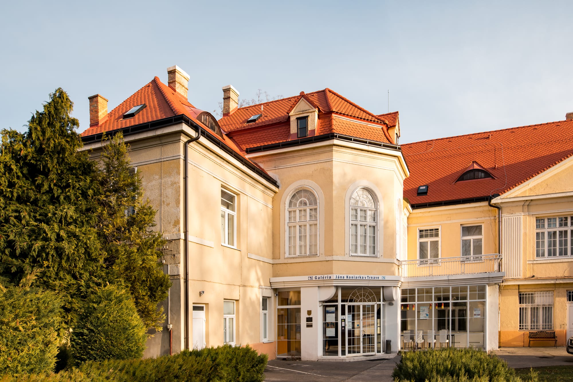 Ján Koniarek Gallery, Trnava
